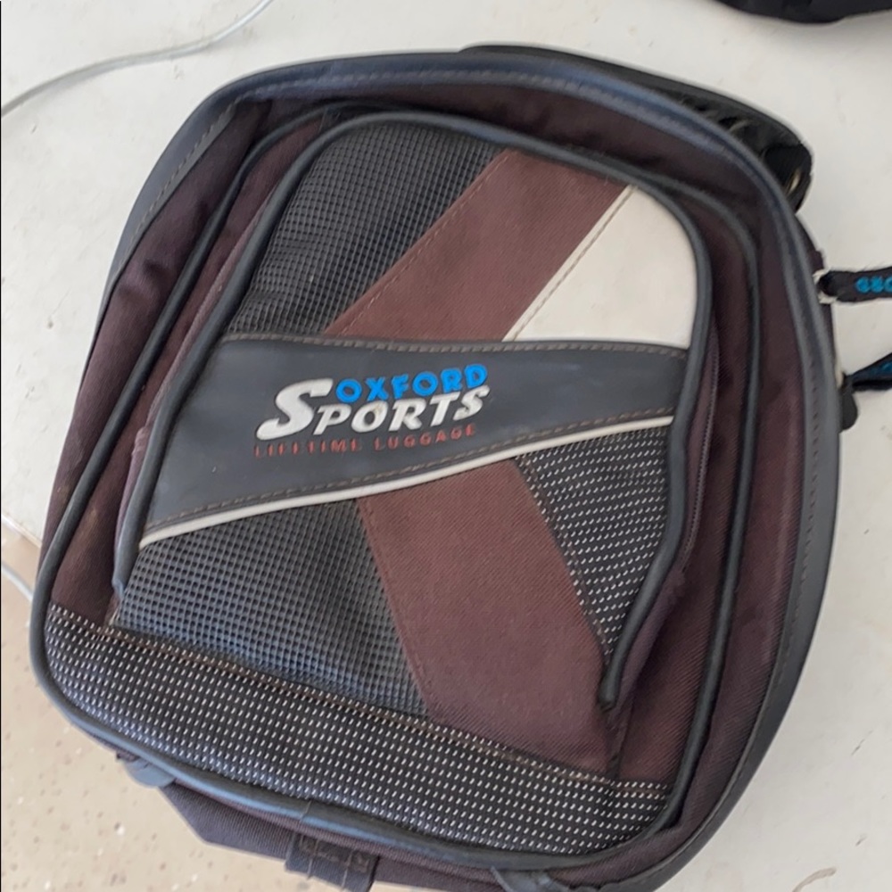 Motorcycle magnetic tank bag